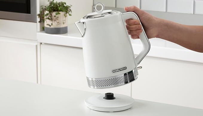 Morphy Richards Illumination 1.7 Litre Kettle