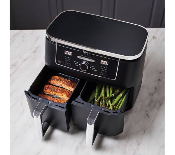 Ninja_Dual_Zone_Airfryer_AF400UK in white background