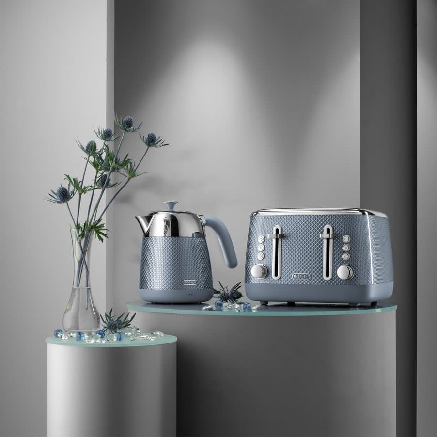 De'Longhi Luminosa 4-Slice Toaster | Twill Finish
