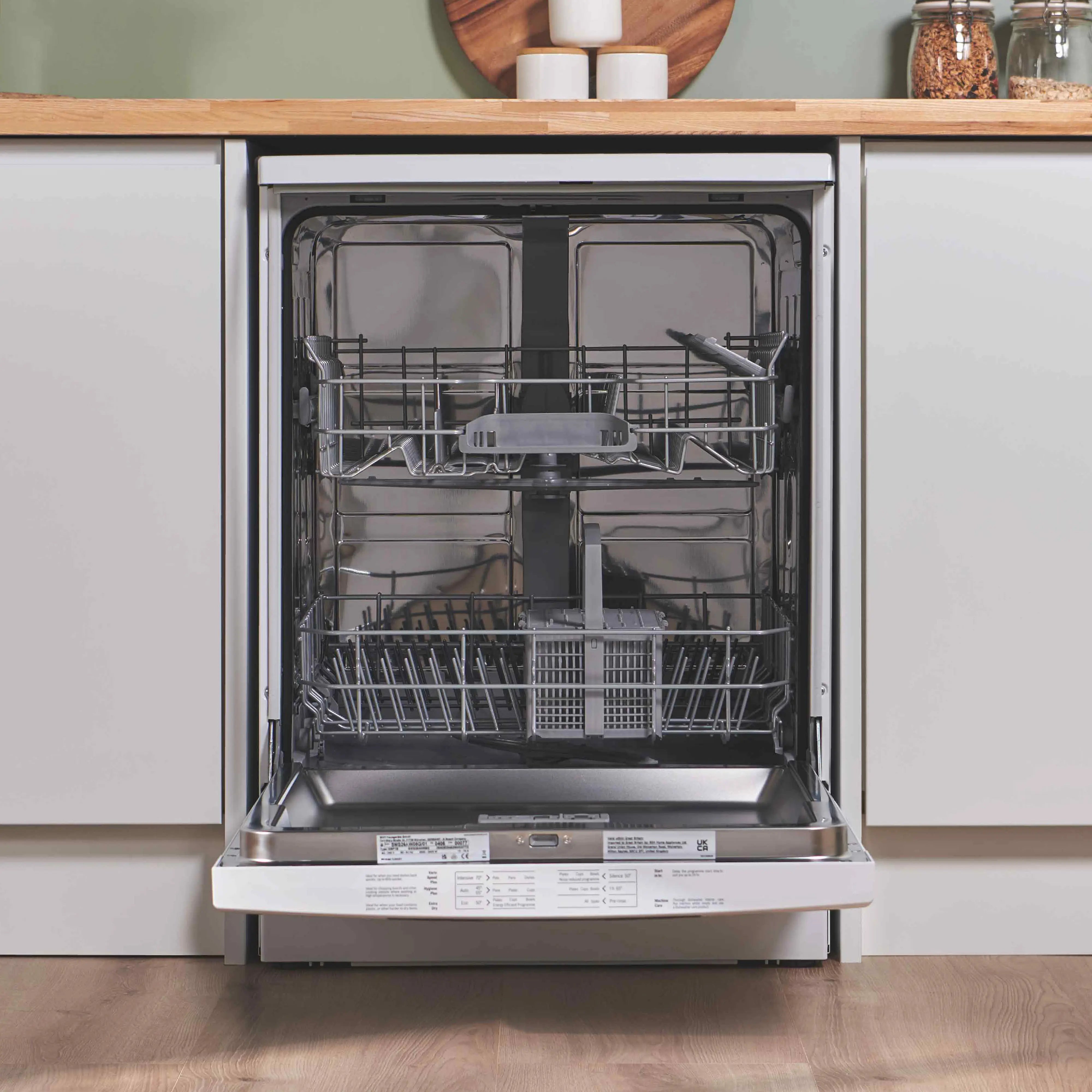 Bosch SMS26AW08G Series 2 Freestanding Dishwasher – White
