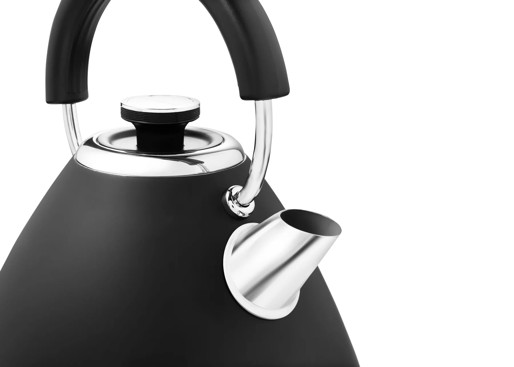 Black kettle with a glass lid 