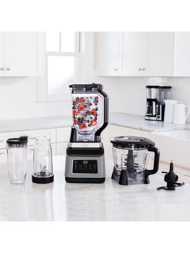 Ninja 3-in-1 Food Processor With Auto-IQ | BN800UK in white background
